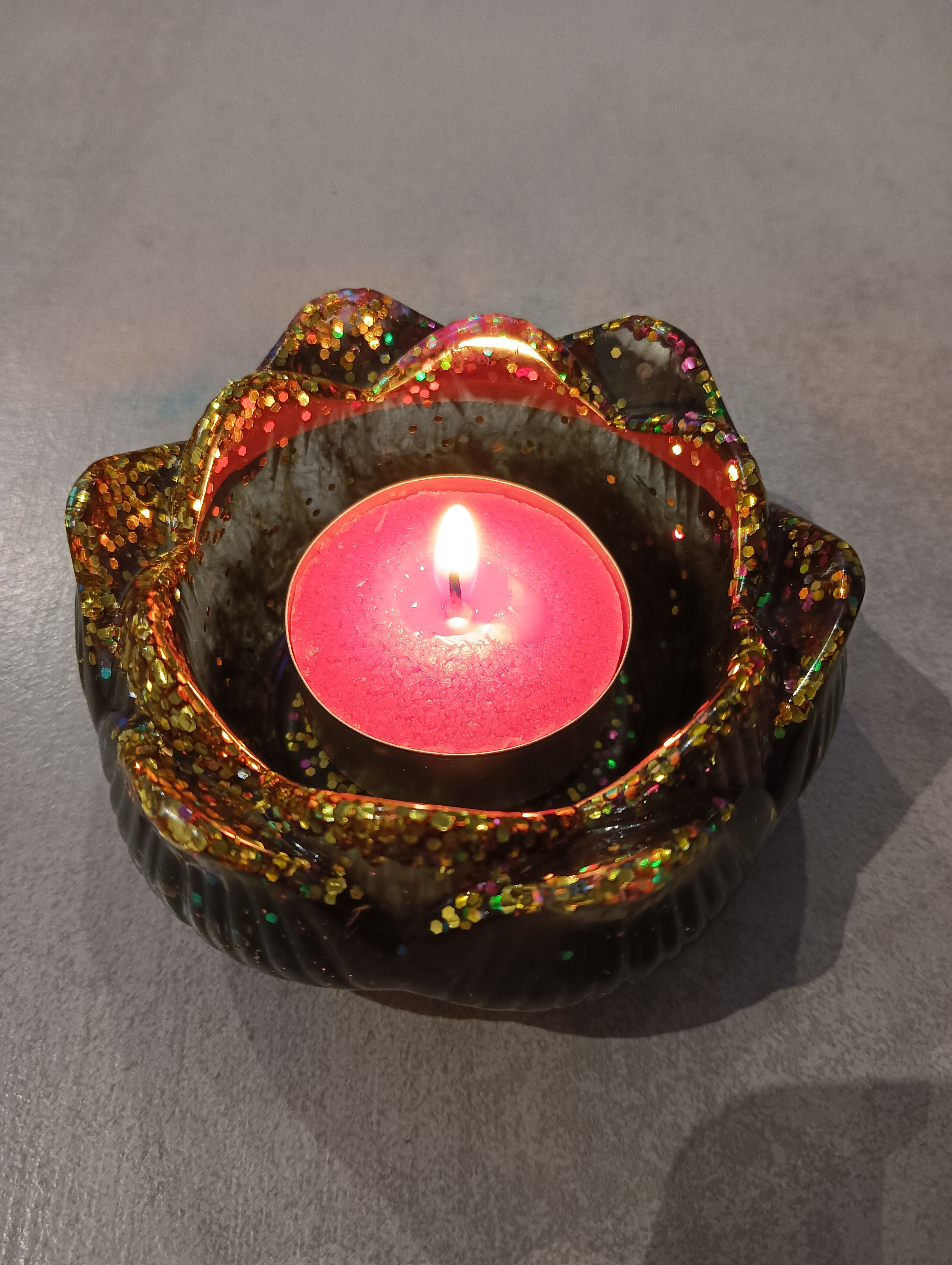 Portavelas - Creación única en resina epoxi personalizada